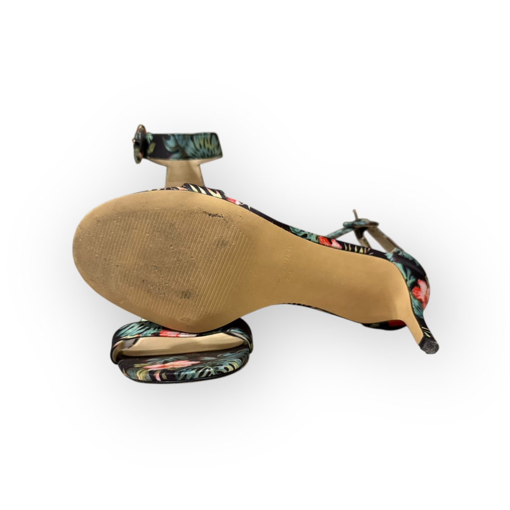 Marc Fisher Women's Bettye3 Floral Ankle Strap Heels Black Multi Fabric Sz 8M - Picture 6 of 8